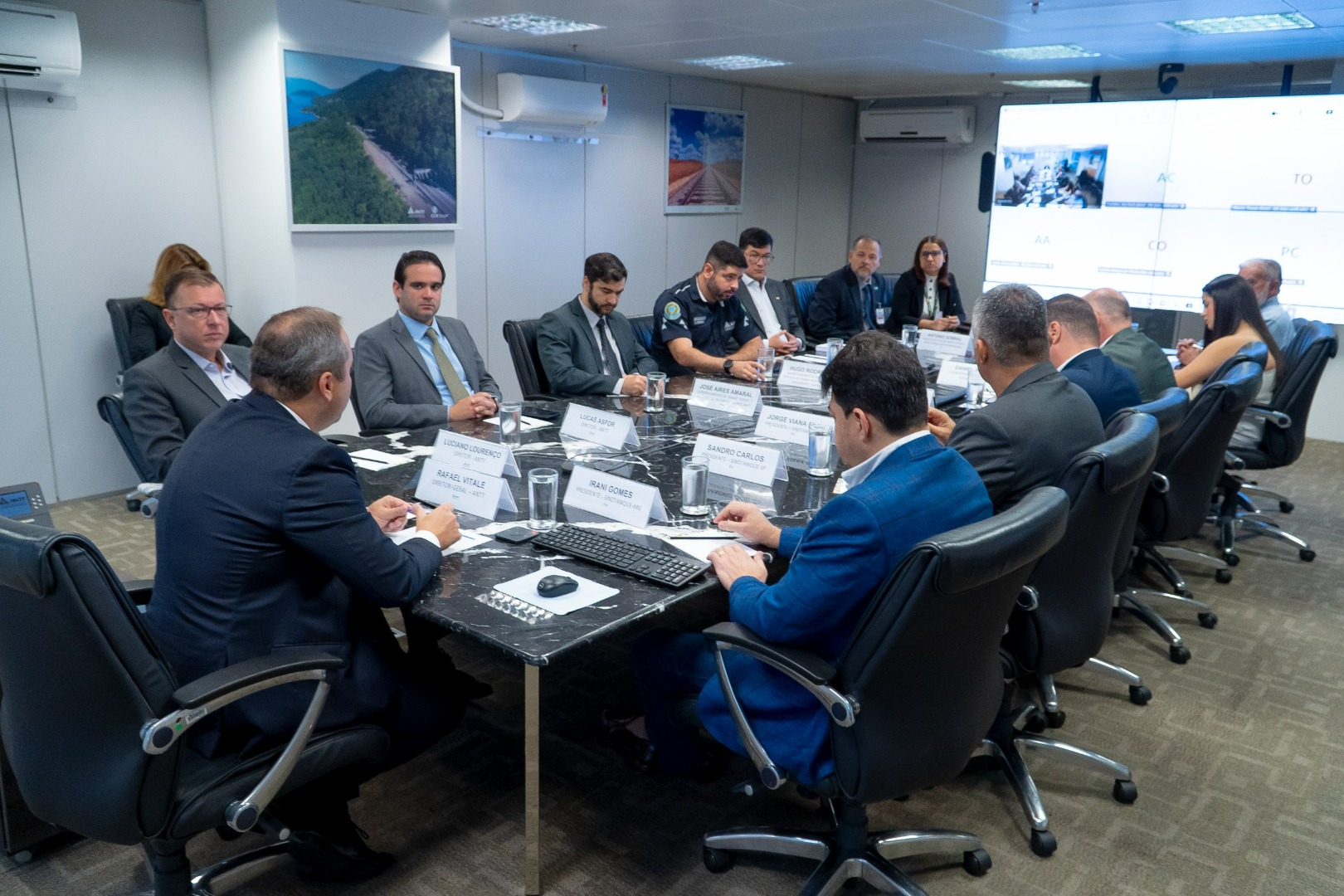 05/02/25 - Reunião DG e SINDITAQUE- MG e GO