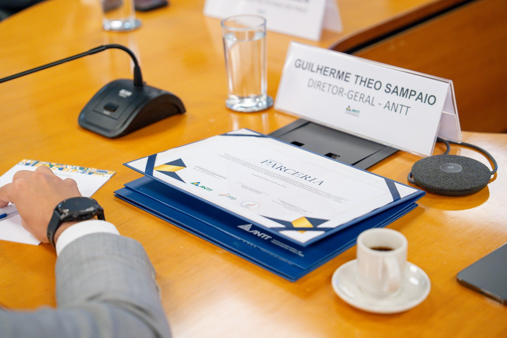 09/10/25 - Assinatura Coopera ANTT e AGRESPI