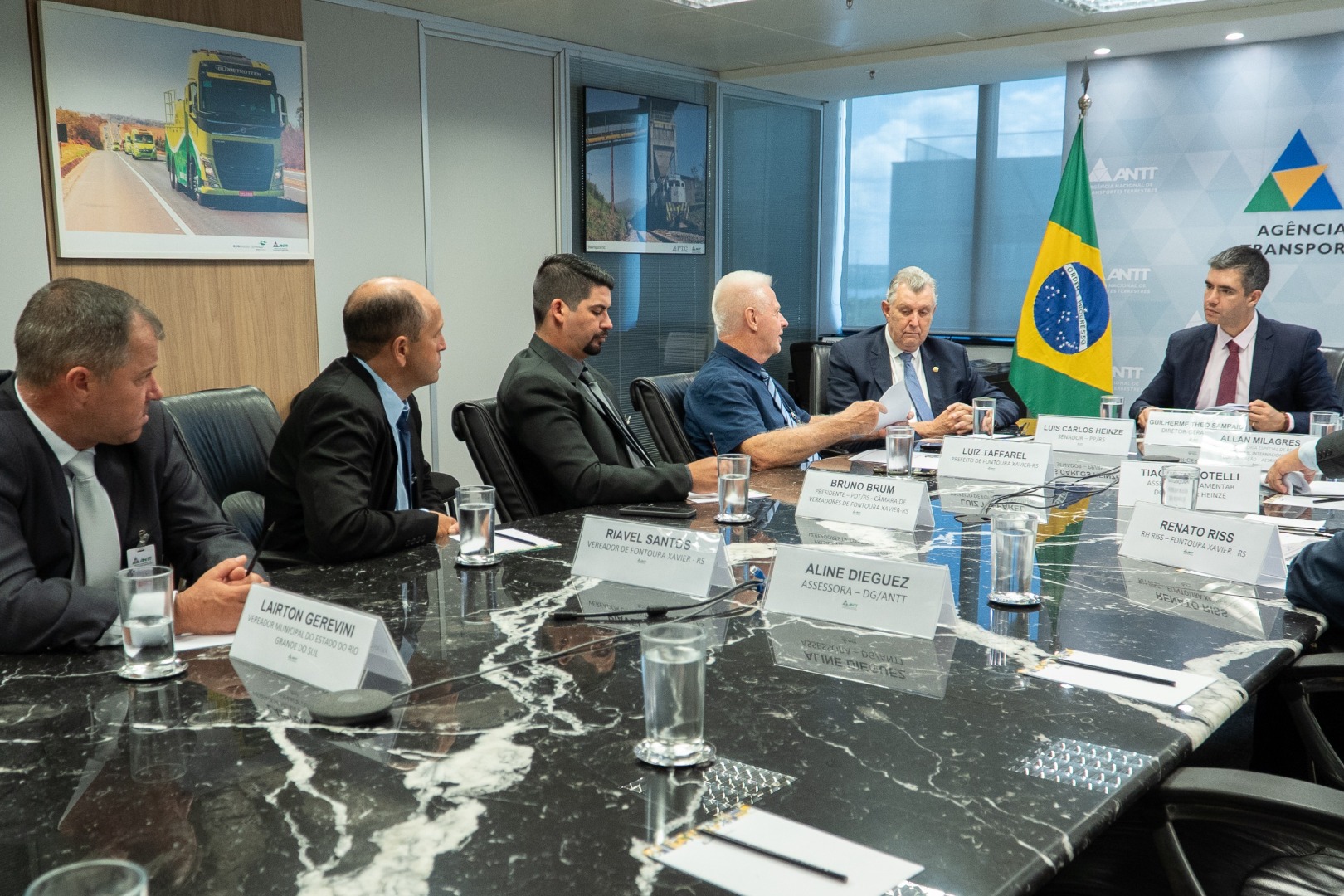 11/03/25 - Reunião DG e Sen. Luis Carlos Heinze