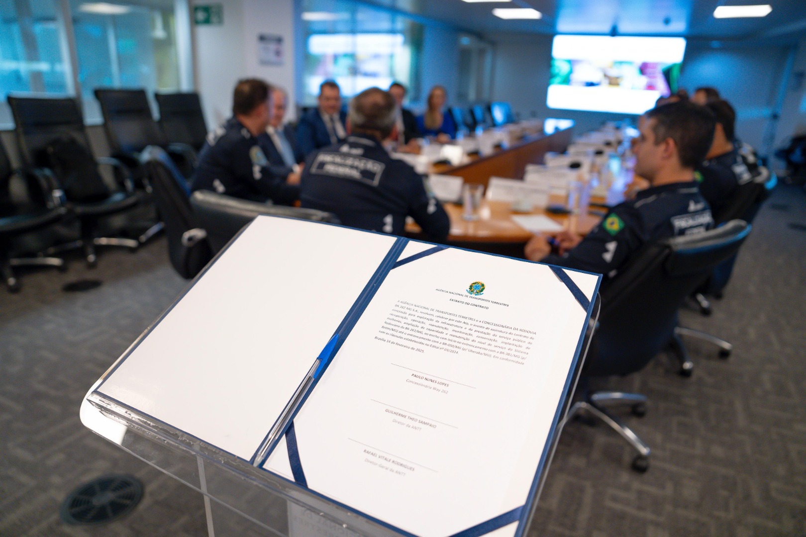 14/02/25 - Assinutura do Contrato de Concessão da BR 262 MG