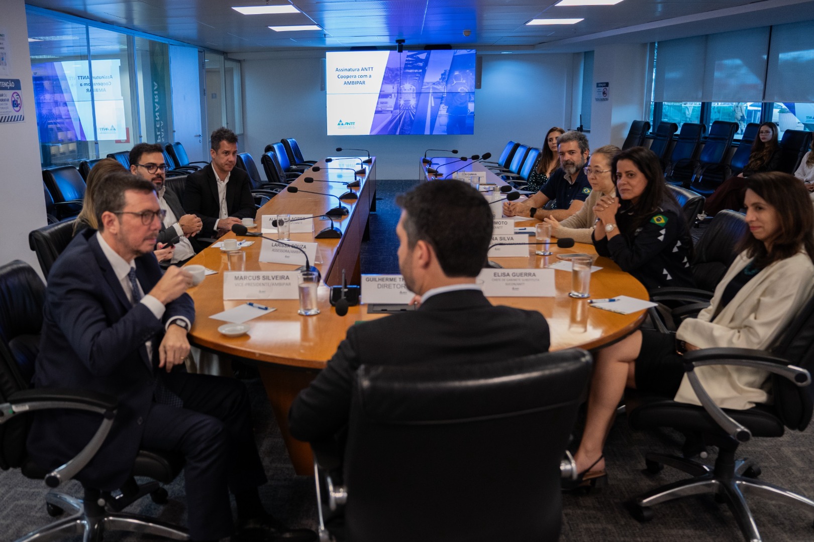 18/12/2024 - Assinatura ANTT coopera AMBIPAR
