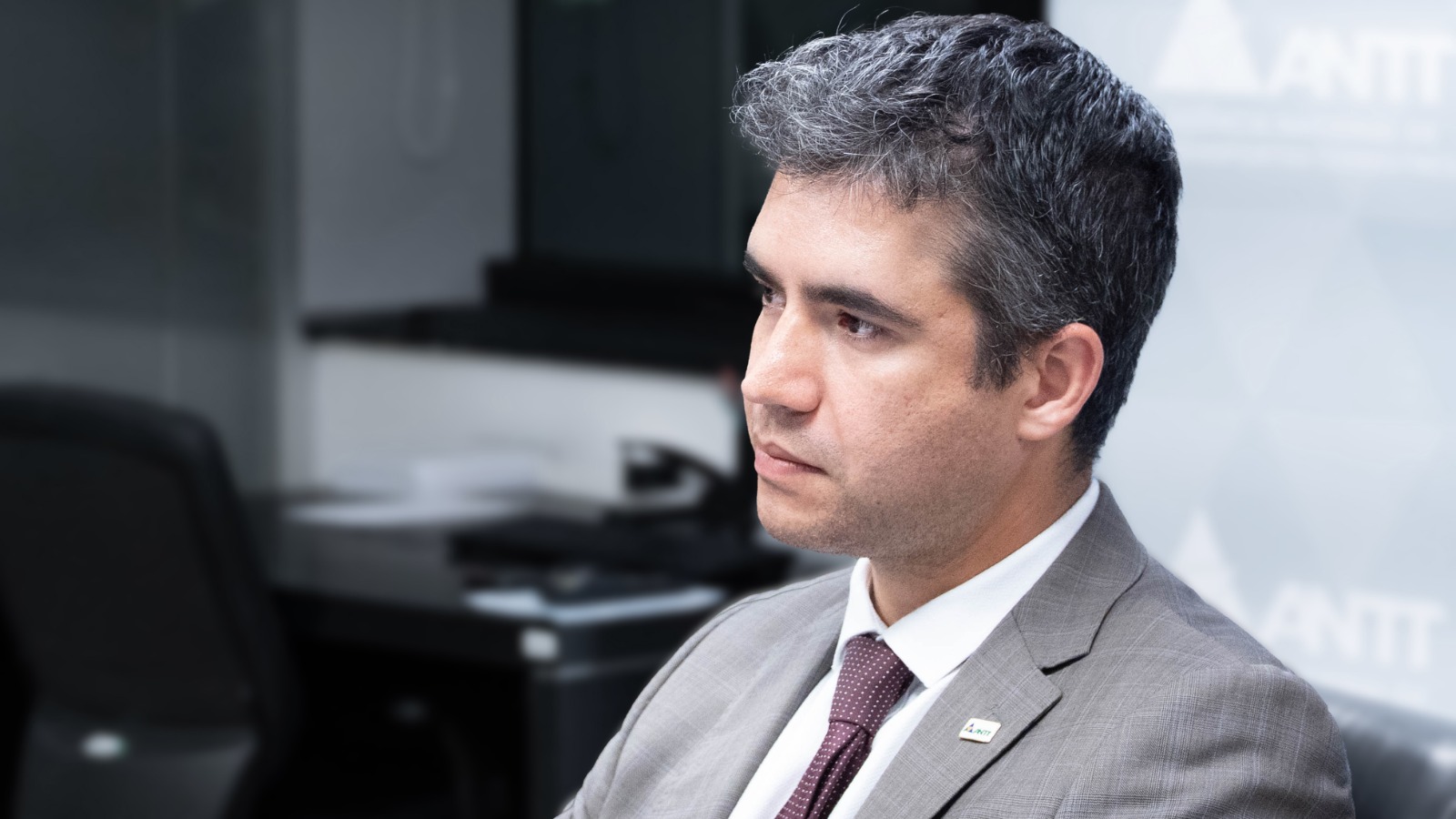 20/05/2025 - Reunião DG ANTT Dep Fed Laura Carneiro - PSD-RJ