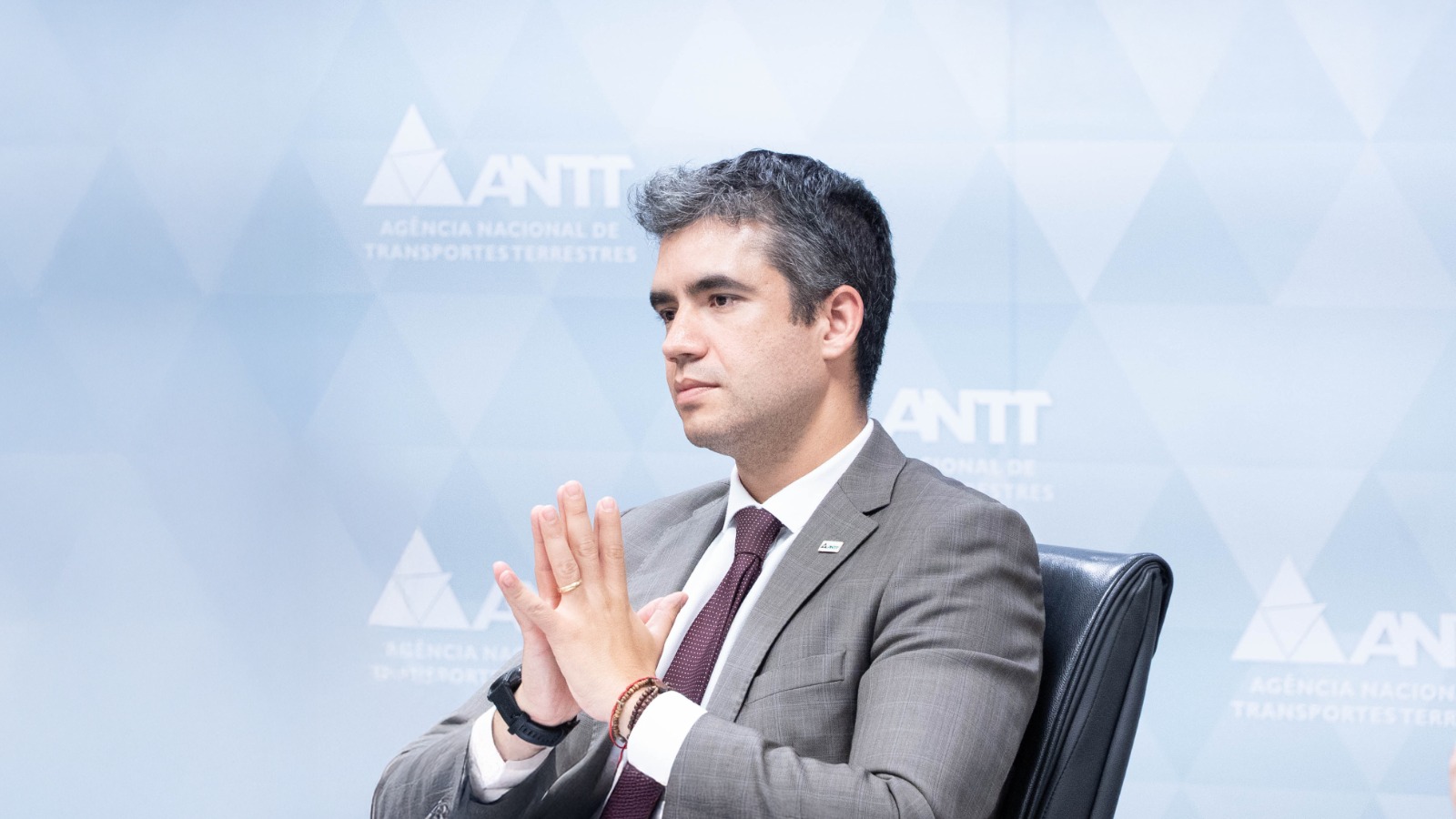 20/05/2025 - Reunião DG ANTT Dep Fed Laura Carneiro - PSD-RJ