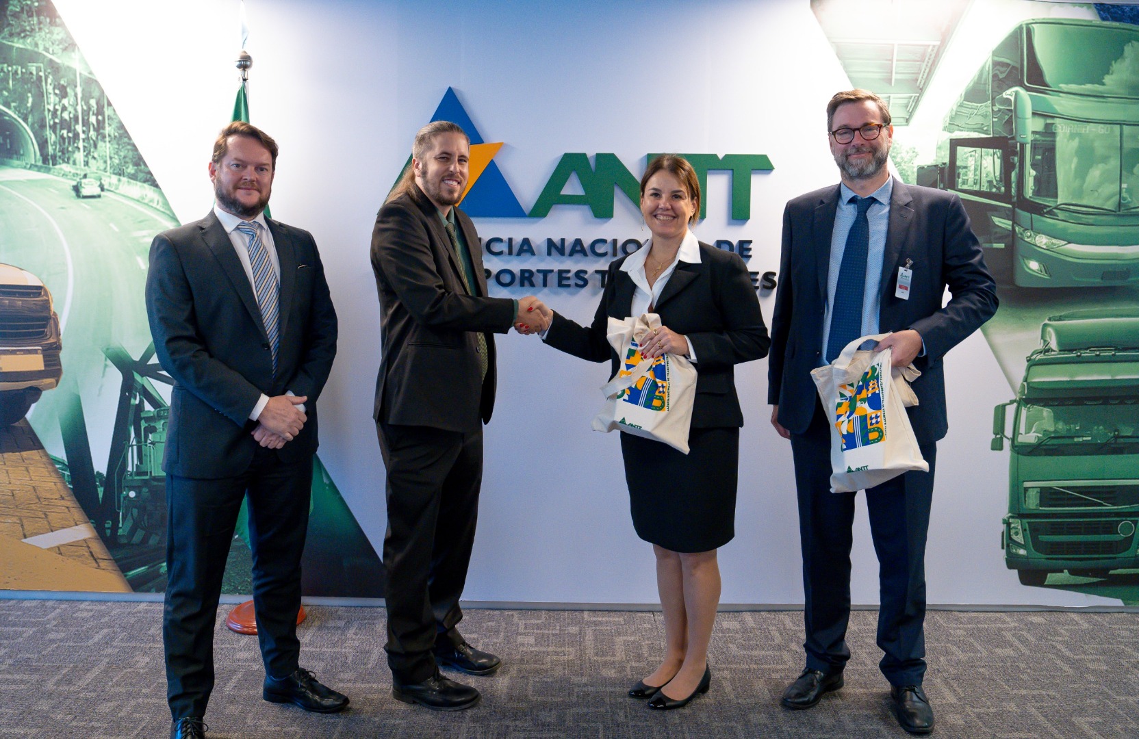 21/02/25 - International Road and Transportation Union - IRU