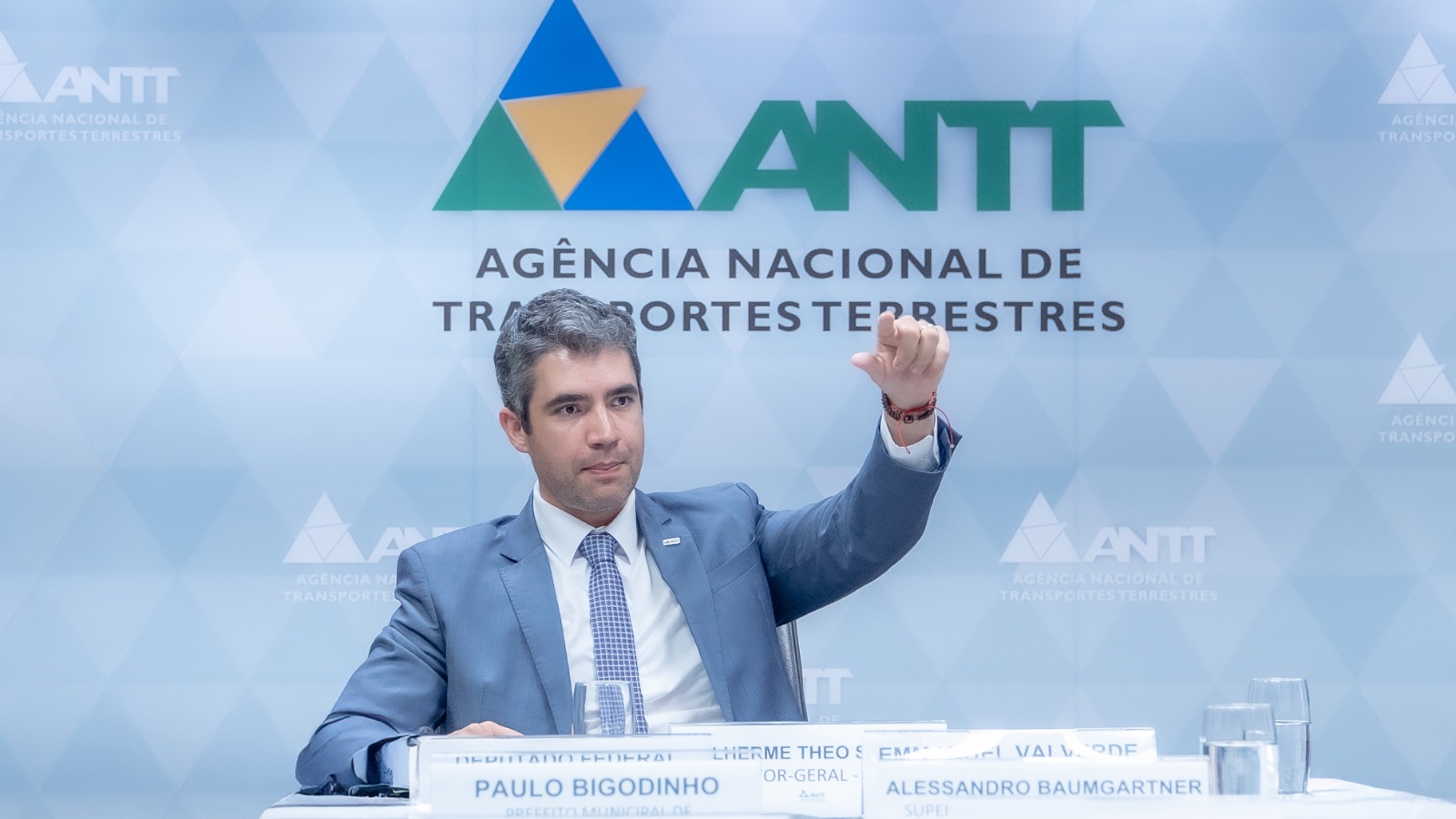 21-05-25 - Reunião DG ANTT Dep Fed Luis Tibé - AVANTE-MG