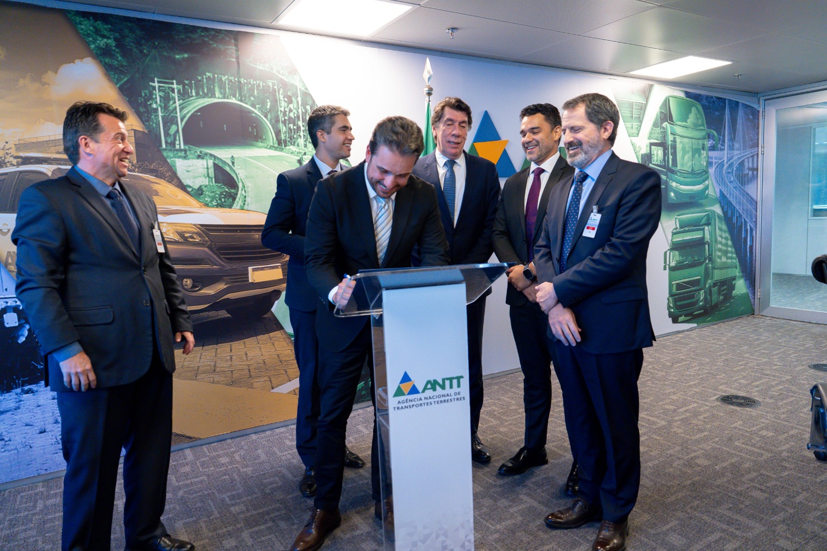 26/08/25 - Assinatura do Novo Contrato da Ecovias Capixaba