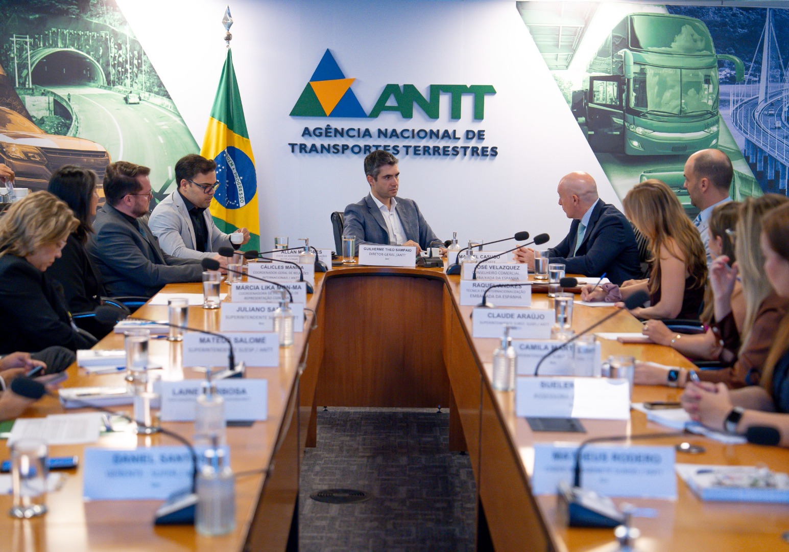 28/03/25 - ASINT e Conselho Econômico e Comercial da Embaixada da Espanha no Brasil