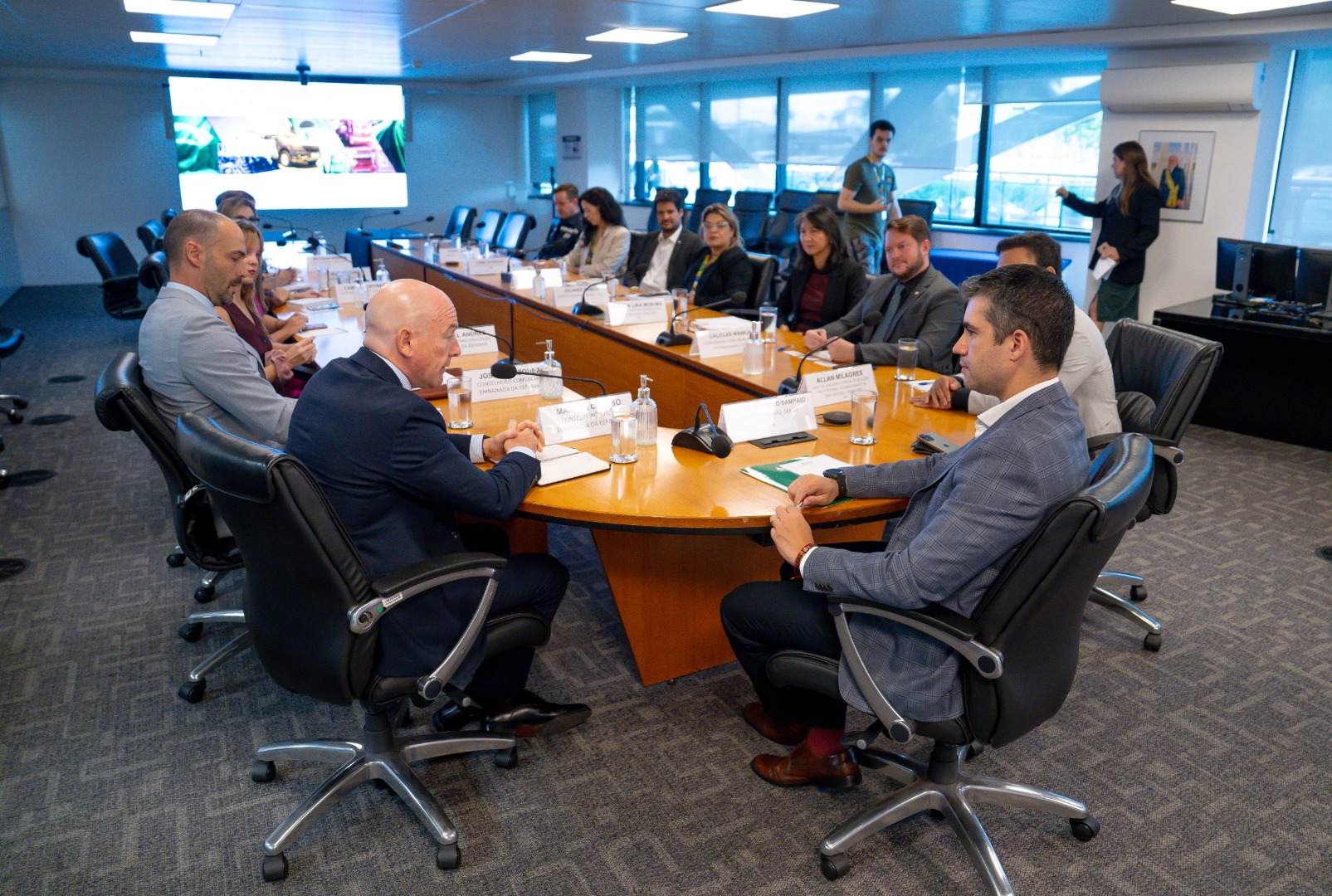 28/03/25 - ASINT e Conselho Econômico e Comercial da Embaixada da Espanha no Brasil