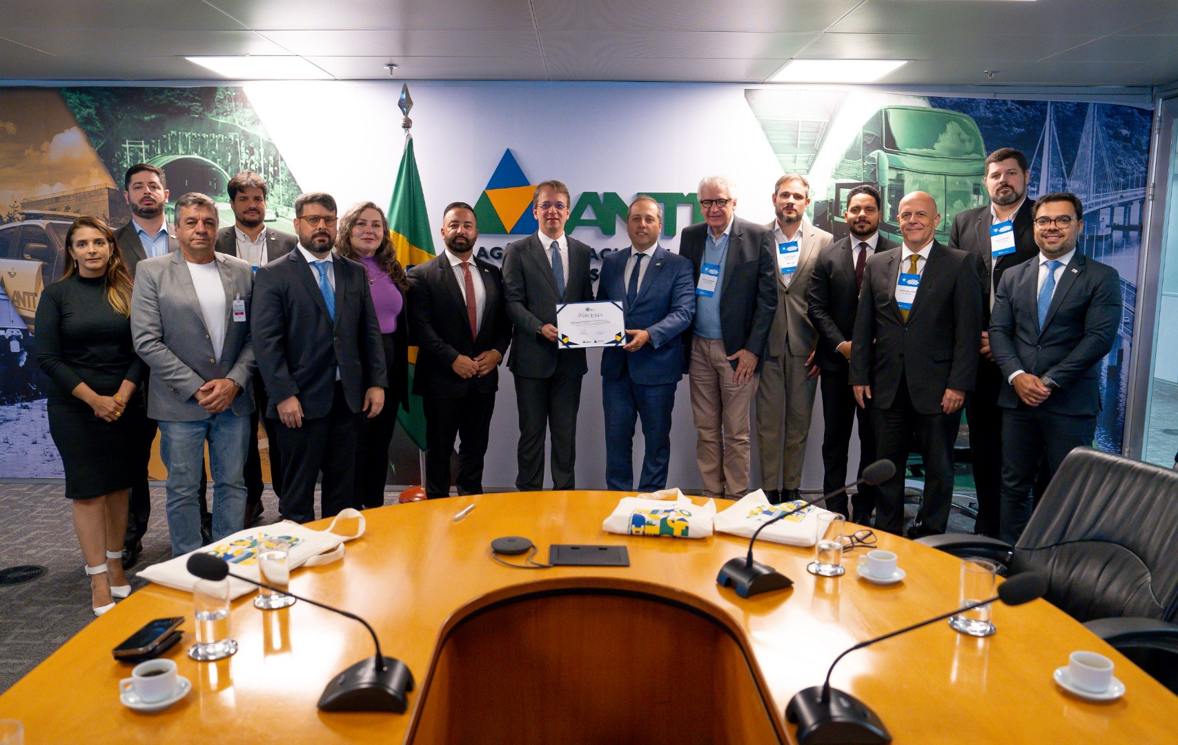 Assinatura do Termo de Parceria ANTT e AGETRANSP-RJ - 02/07/24