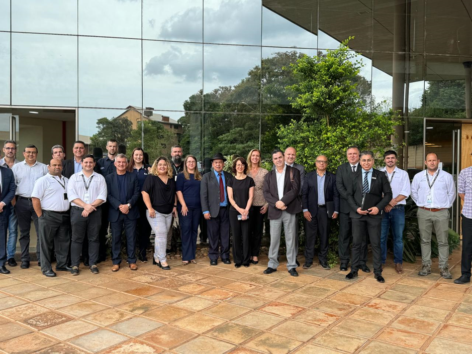 Reunião Bilateral entre Brasil-Argentina em Puerto Iguazú.