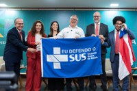 Posse dos novos diretores: ministro da Saúde anuncia parcerias para produção nacional de vacina e medicamento