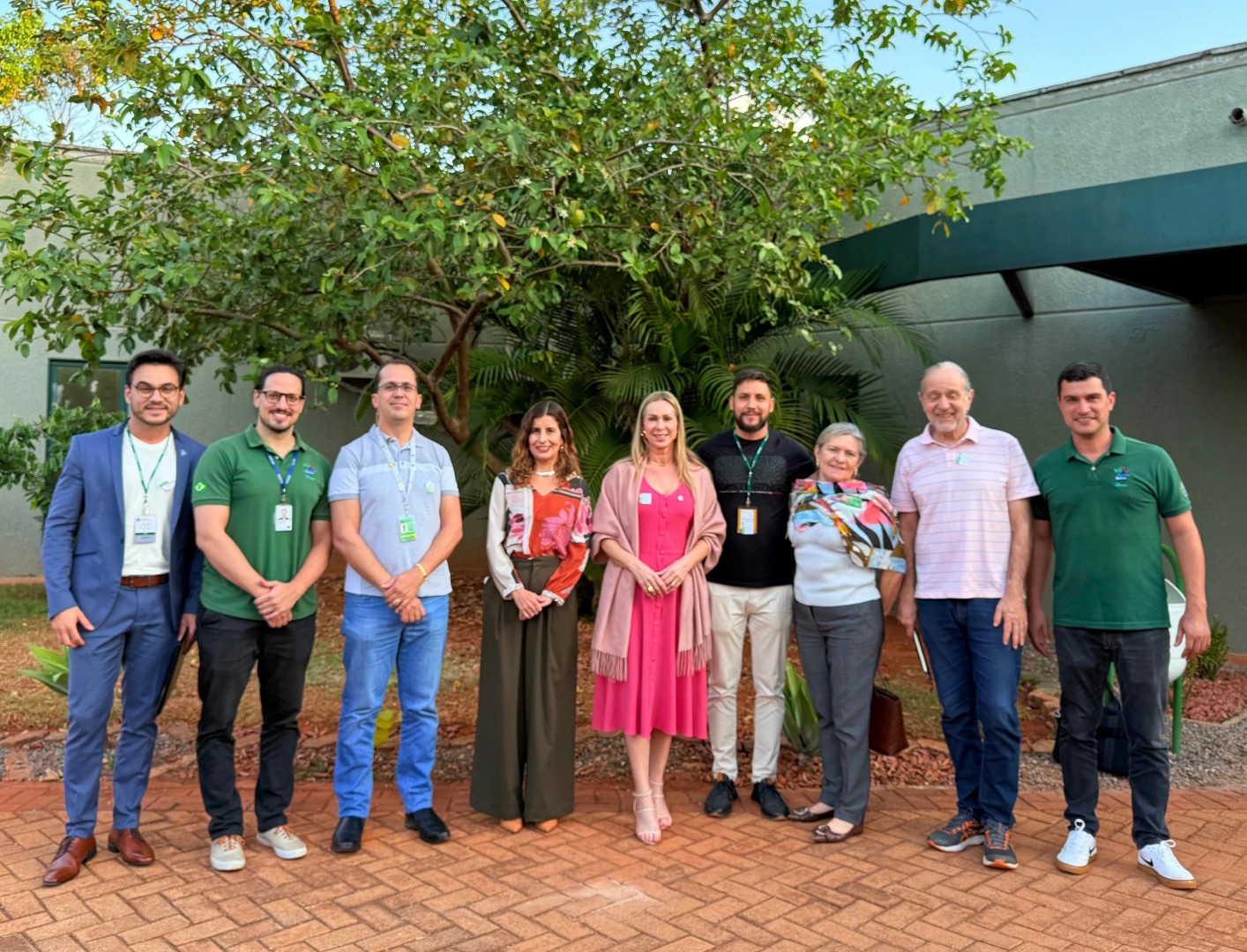 Ouvidorias da Anvisa e do Ibama trocam informações e experiências