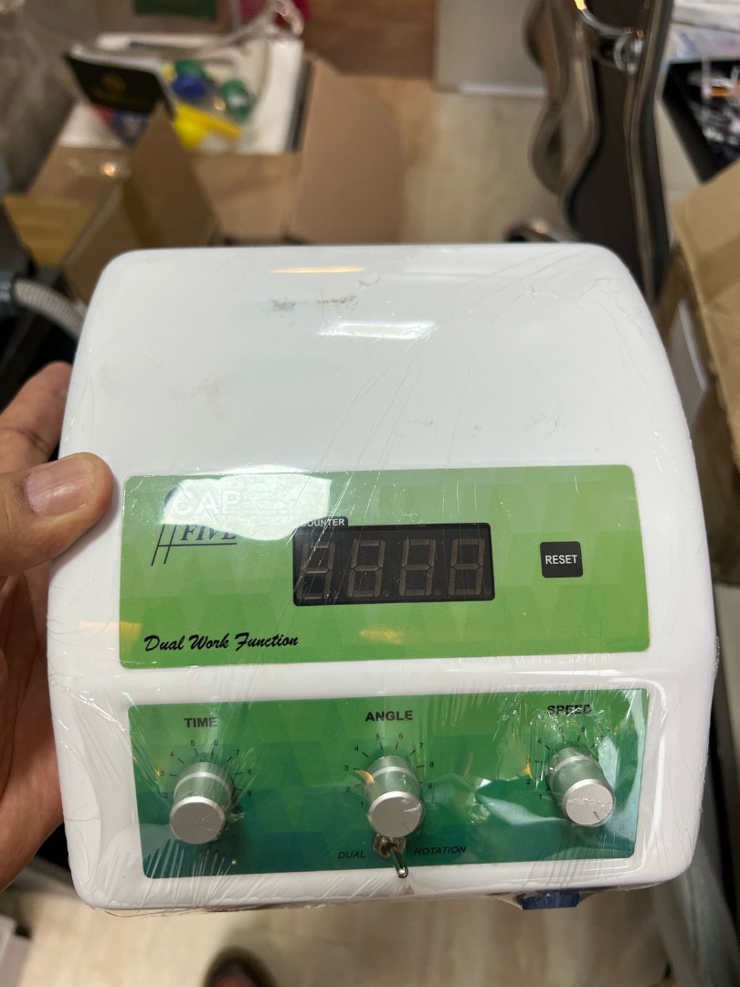 03 equipamento para terapia capilar sem regularização no Brasil.jpg