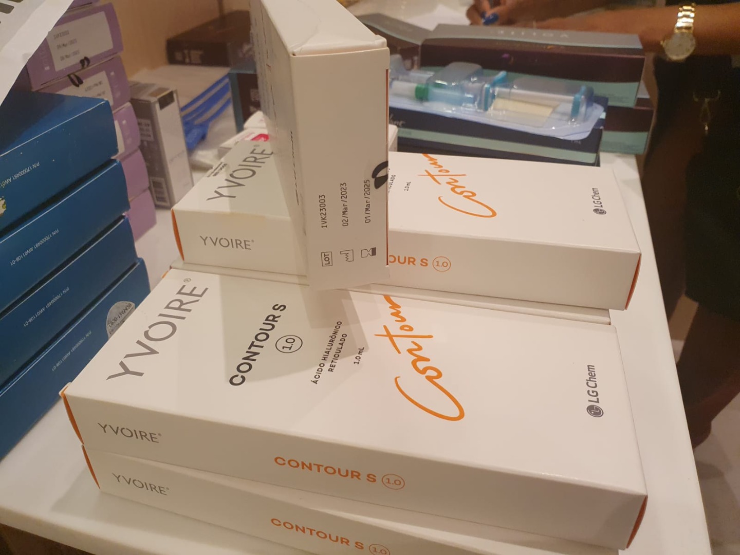 01 ácido hialurônico, usado para preenchimento, vencido.jfif