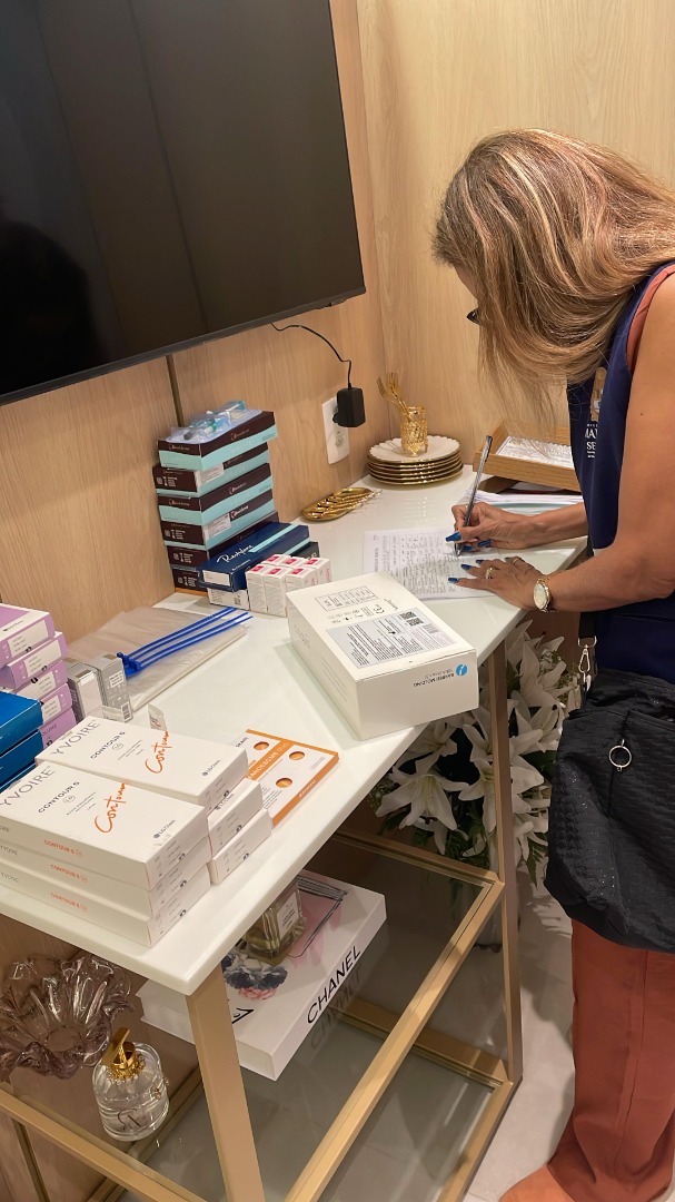 20 fiscal verifica produtos em clínica.jfif