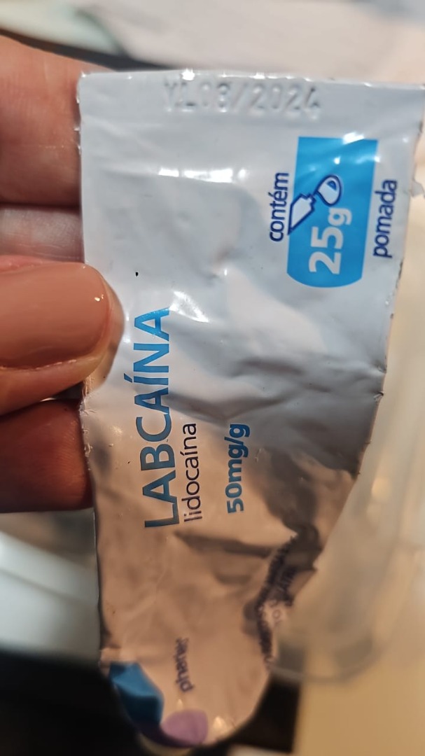 25 pomada anestésica vencida em uso em clinica de estética.jfif