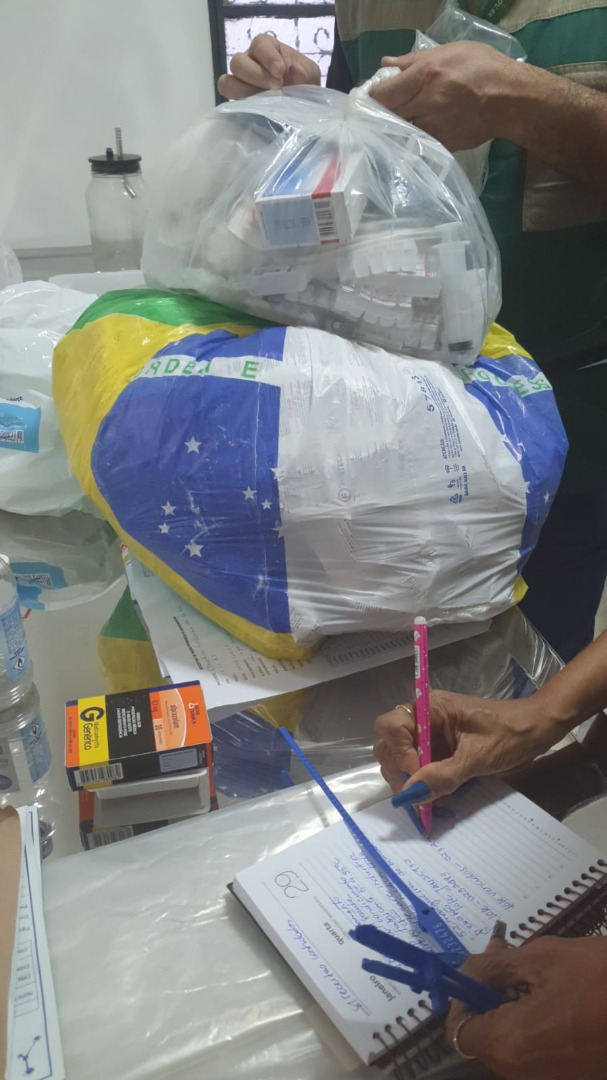 27 produtos irregulares e vencidos apreendidos.jfif