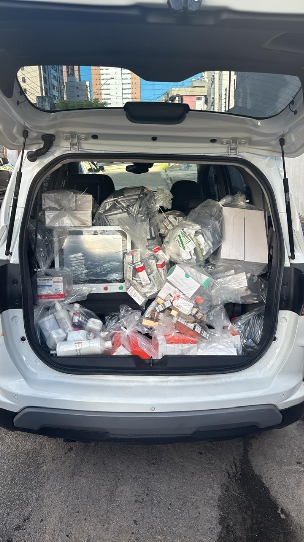 Materiais e medicamentos apreendidos.jpeg