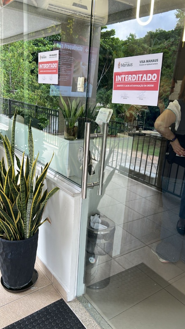 Clínica interditada.jpeg