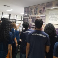 Alunos do Senac conhecem unidade do Distrito Federal