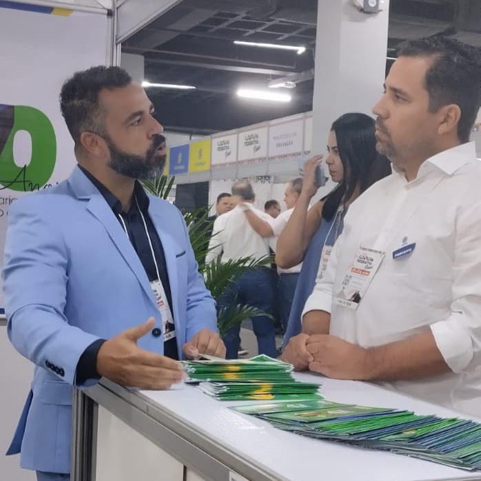 Atendimento no estande