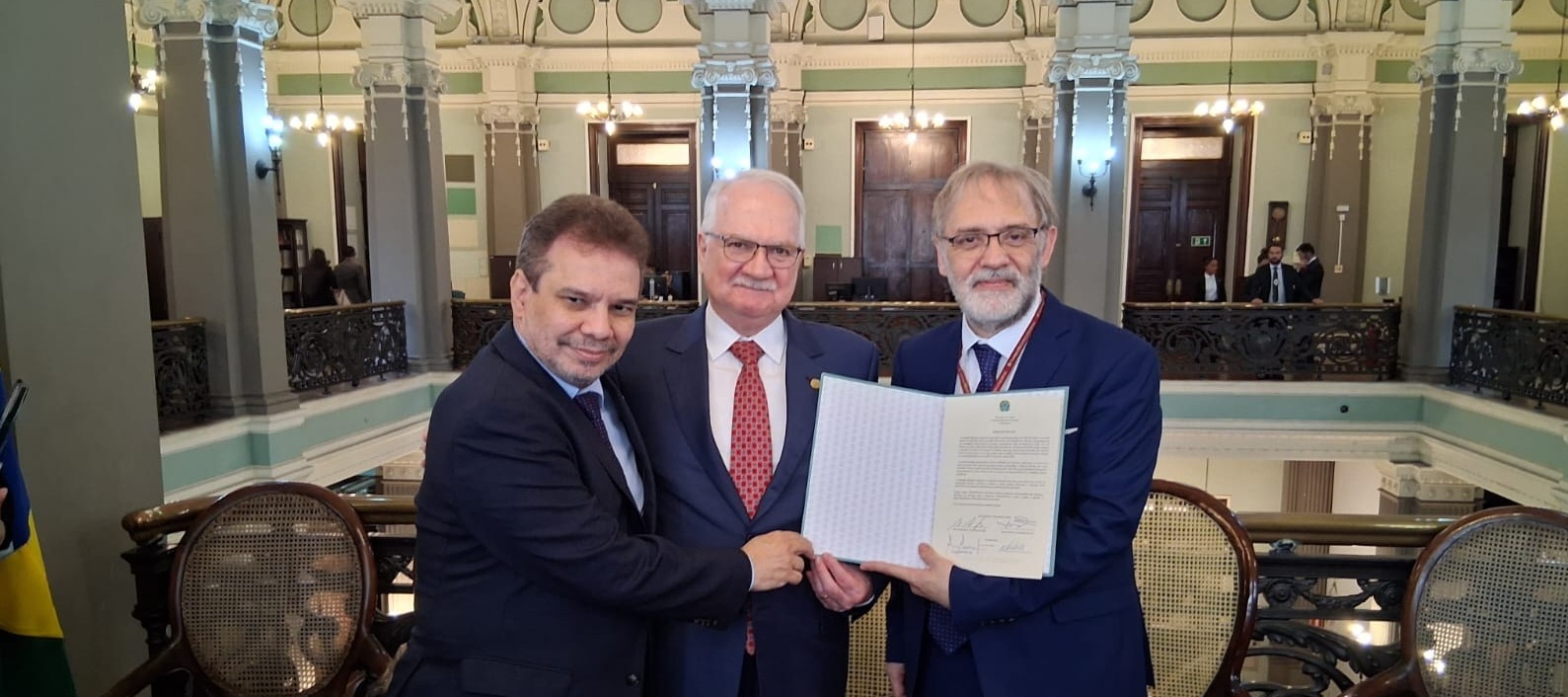 Biblioteca Nacional e CNJ levarão 100 mil livros para escolas prisionais em todo o país