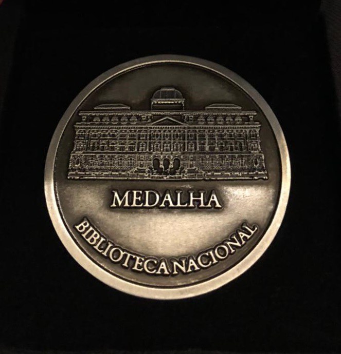 Medalha BN.jpg