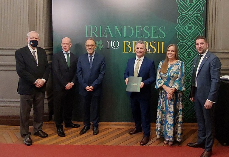 imagem comitiva consulado - site - novo.jpg