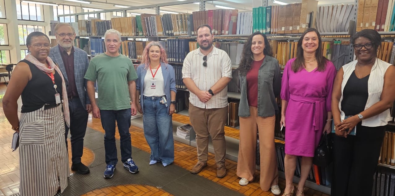 Presidente da FBN visita a Biblioteca Pública Estadual de Minas Gerais