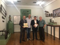 Presidente da Fundação Biblioteca Nacional prestigia exposições em Nova Iguaçu (RJ)