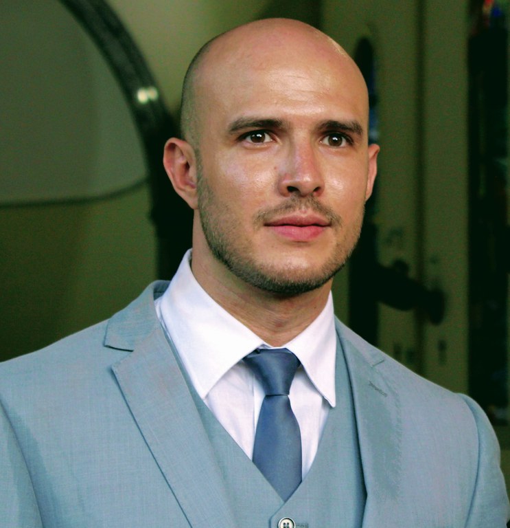 Perfil c Luiz Ramiro.jpg