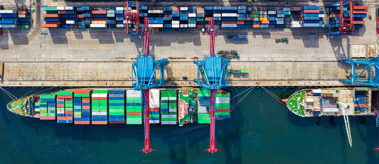 operadores portuários (01).png