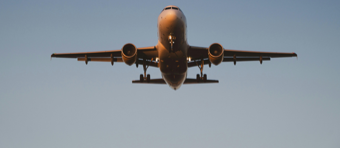 Análise considerou que o investimento da American Airlines eleva a capacidade da Azul para competir no mercado nacional de transporte aéreo de passageiros