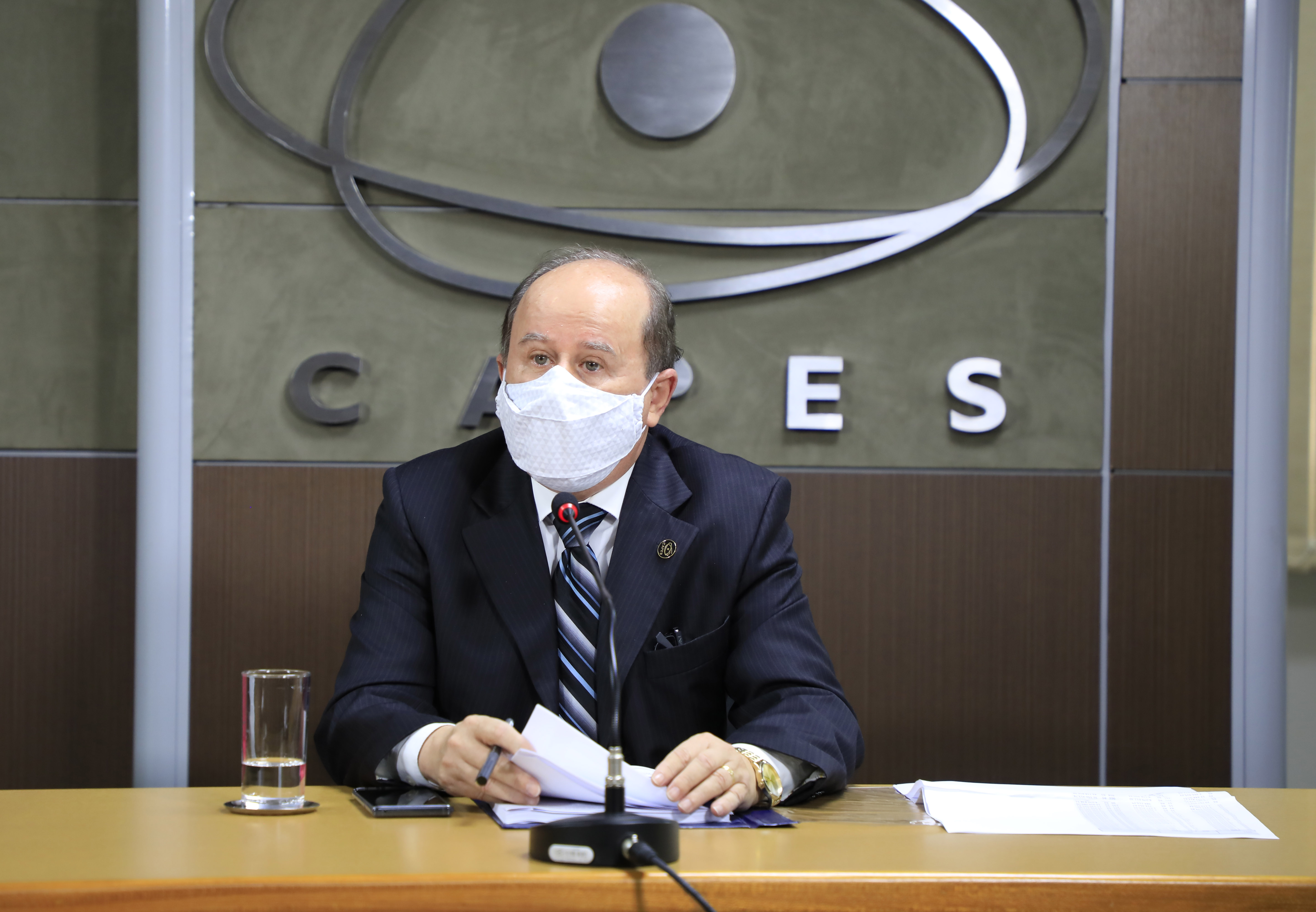 Gestores da CAPES apresentam plataforma para coleta de dados do PrInt (Foto: Naiara Demarco CCS/CAPES)