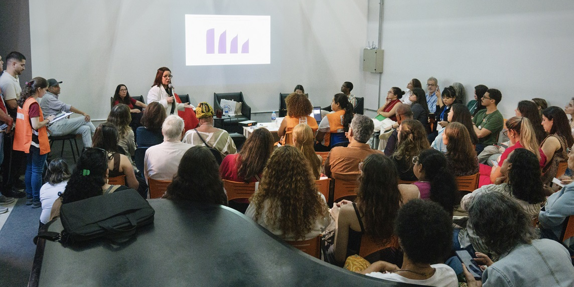 Igualdade de gênero e permanência de mulheres na pesquisa são temas de painel