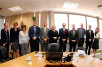 Capes reúne-se com delegação da Noruega