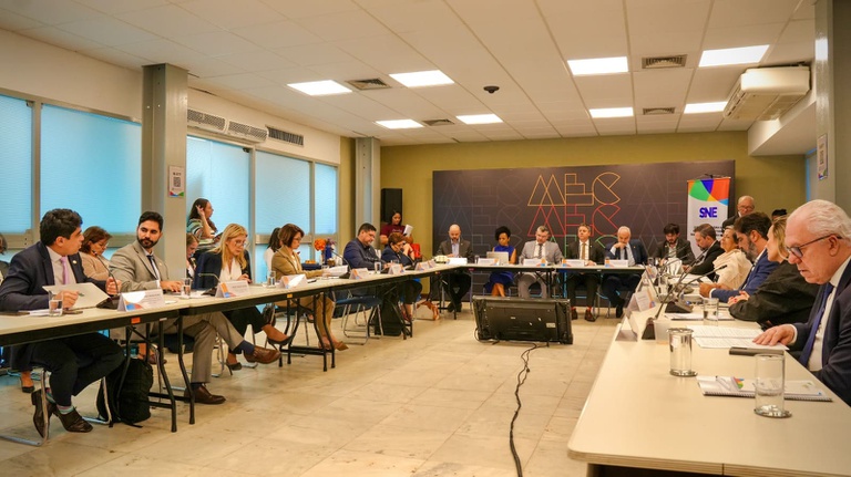 Comissão tripartite da educação aprova novo regimento