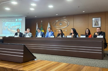 CAPES sedia reunião do MEC com institutos federais