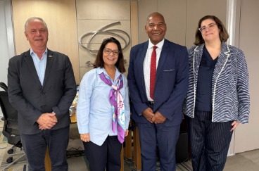 CAPES Recebe visita de reitor da Universidade Zumbi dos Palmares