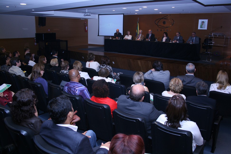 17-04-13-ProfLetras-078