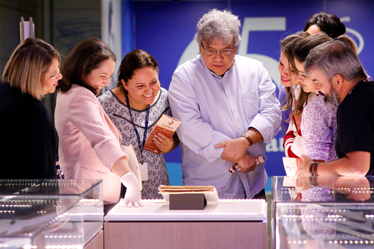 17072017 exposicao capes em documentos img 8593