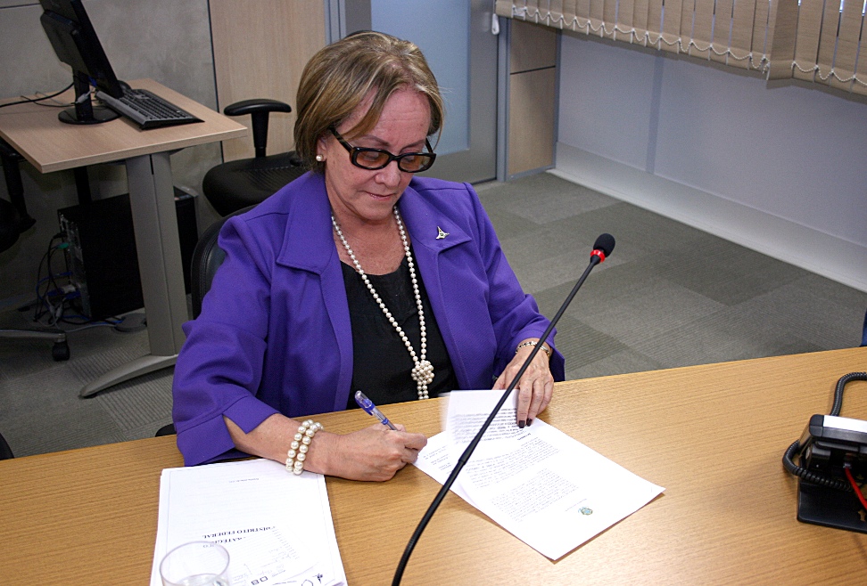 26.07.11.AssinaturaParforDF_003