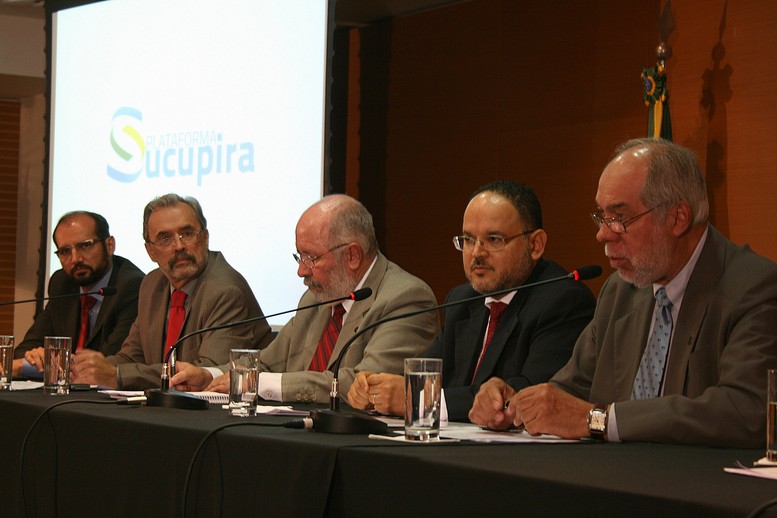 27mar14-PlataformaSucupira 2390