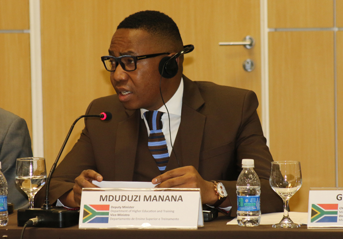 332015-encontro-brics-5371