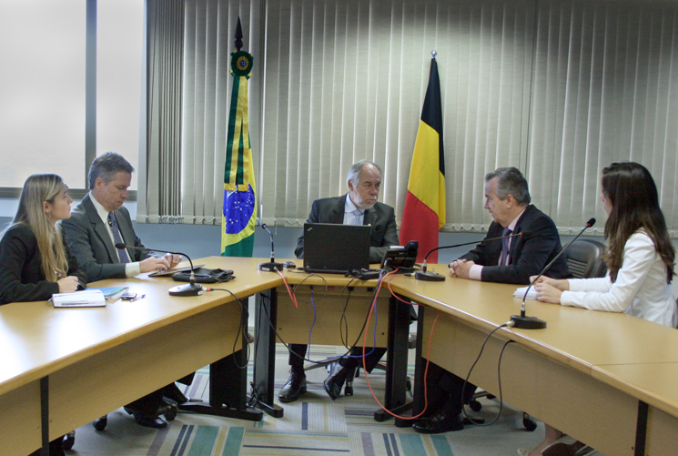 fotos-13-02-2012-assinatura-acordo-brasil-belgina-NM-025-web