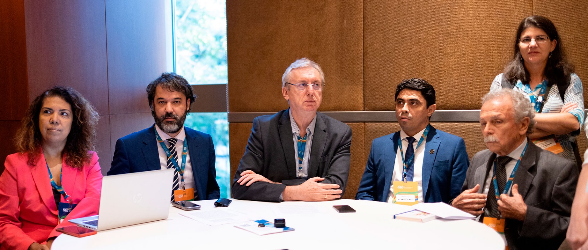 CIÊNCIA E DEMOCRACIA