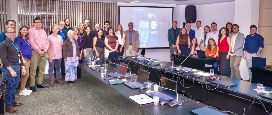 CAPES debate futuro da formação docente em encontro nacional