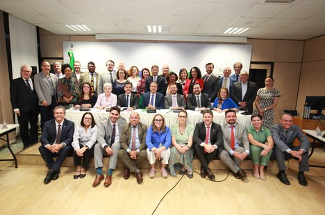 Imagem: CAPES participa de reunião do MEC com a nova composição do CNE (Luís Fortes/MEC)