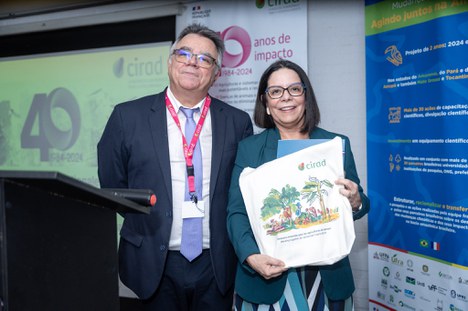 Imagem: CAPES participa de comemorações dos 40 anos do Cirad (Júlia Prado - CGCOM/CAPES)