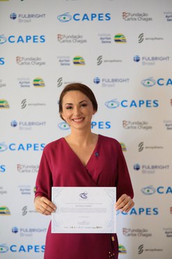 Beatriz Schmidt, doutora pela Universidade Federal do Rio Grande do Sul (UFRGS), recebeu o Prêmio CAPES de Tese na área de Psicologia em 2019 (Foto: Naiara Demarco - CCS/CAPES)